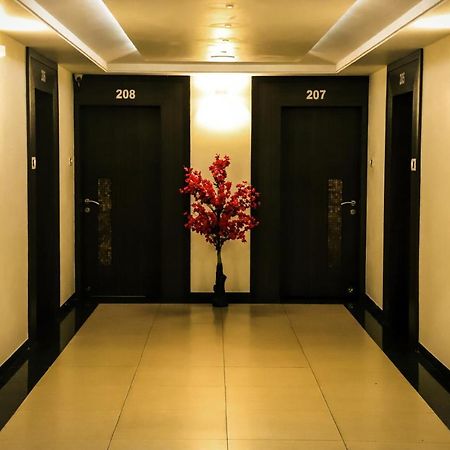 โรงแรมกีรติ จัมนาการ์ ภายนอก รูปภาพ